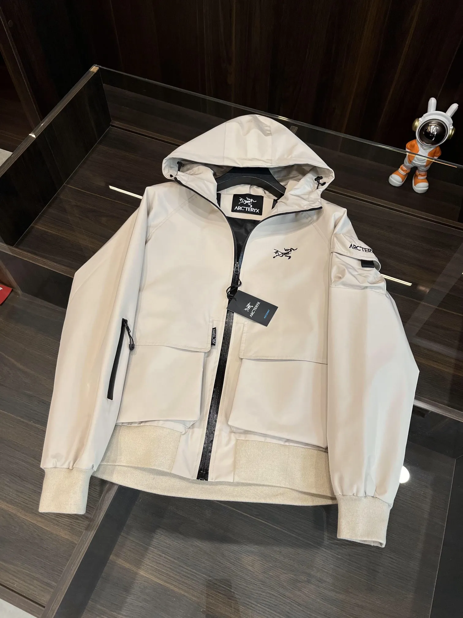 Same Style， ， 2026 New Arrival ， Original Premium Breathable ， ， ， Quality。 ， Sizes：M～3XL，